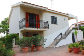 Villa Rosy Fontane Bianche